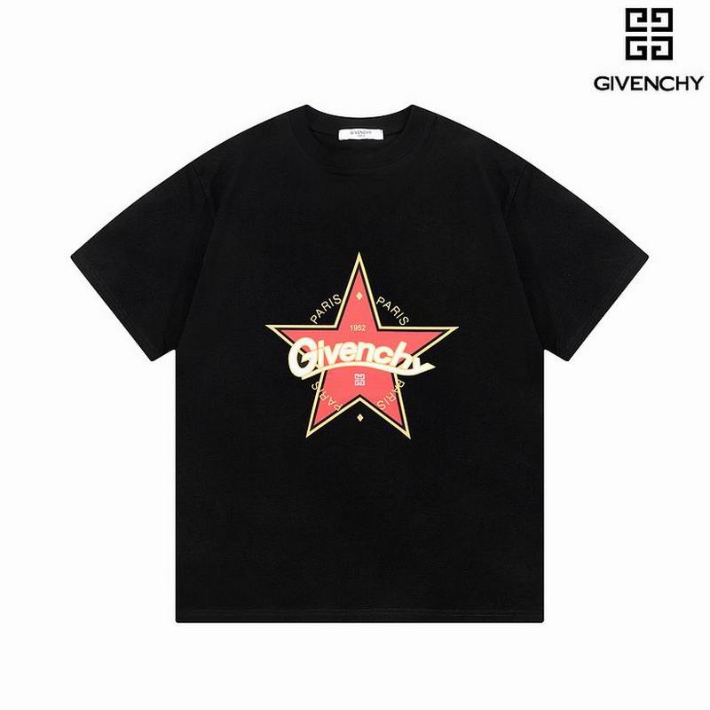 GIVENCHY Men's T-shirts 550